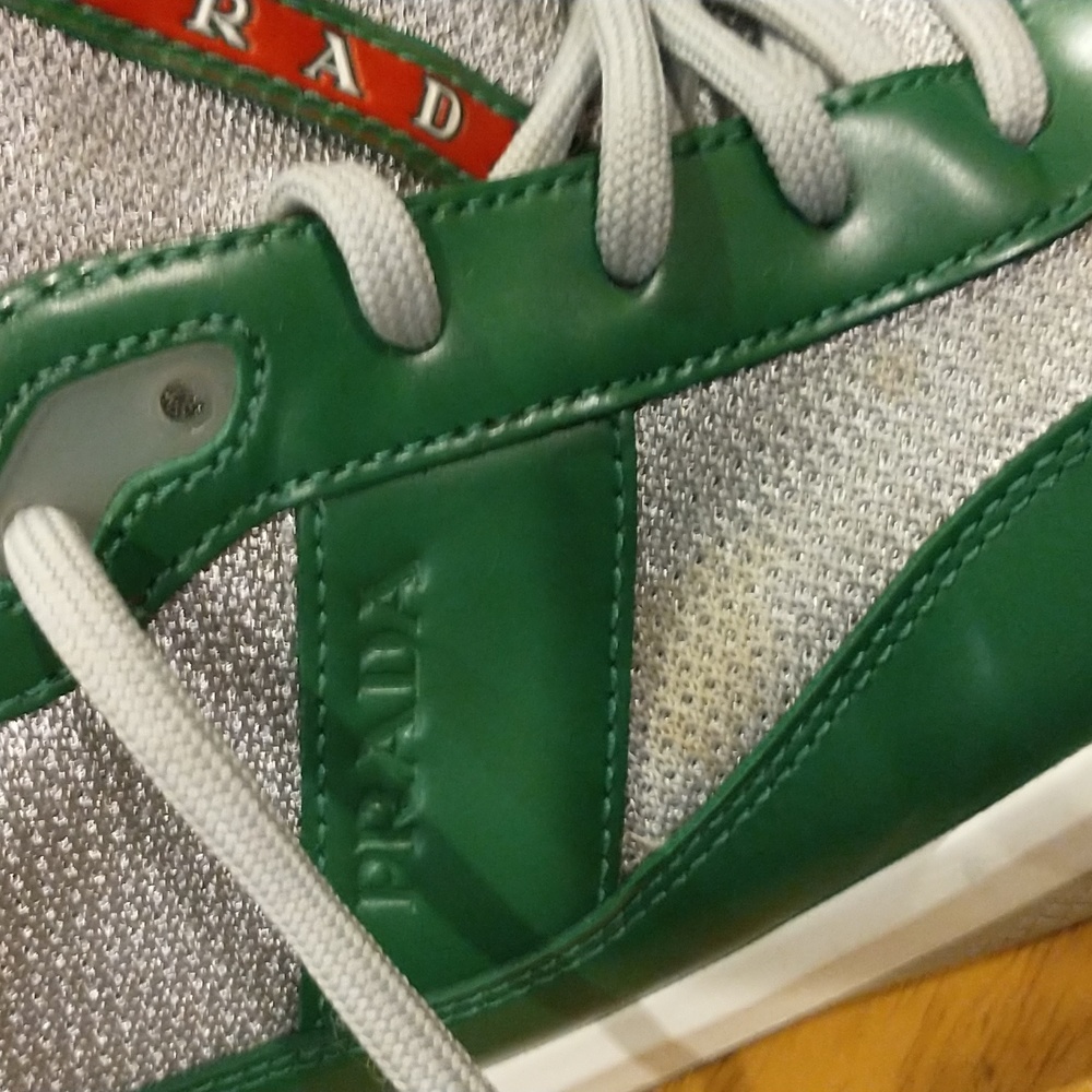 PRADA 👀 - Picture 15 of 16